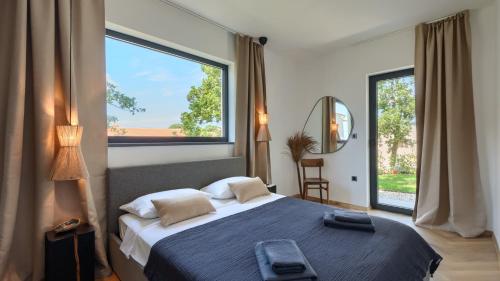Modern villa Casetta Molindrio with pool in Porec