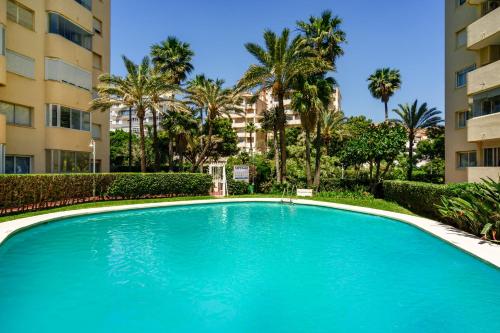 Mirador del Puerto by Lica Homes