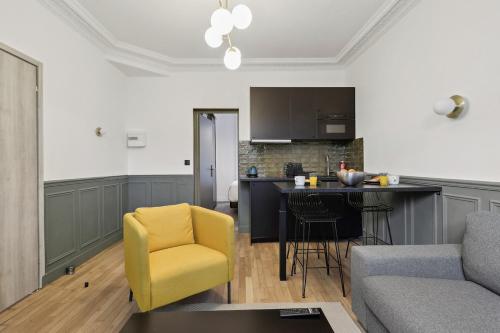 Maisons Alfort 1 Modern flat