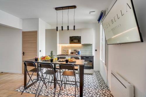 Køkken eller tekøkken på Maisons Alfort 7 - Large modern family flat