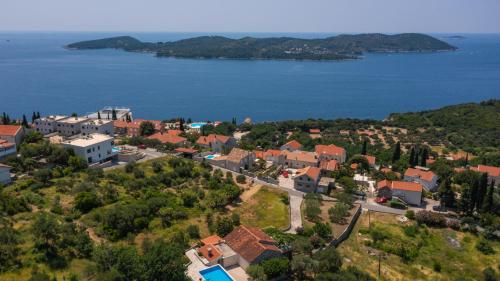 Villa None Kate by Villas Guide