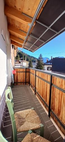 En balkon eller terrasse på Bus di gheti