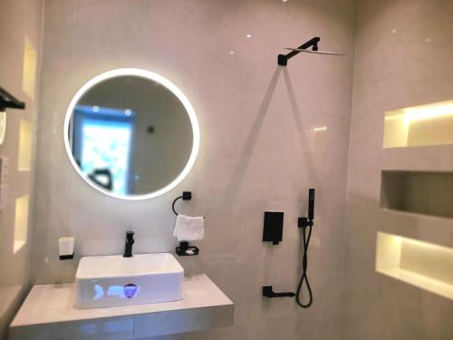 Koupelna v ubytování Weligama Watergate