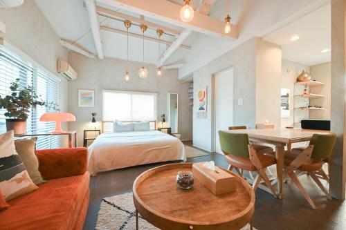 Postel nebo postele na pokoji v ubytování 846 apartment