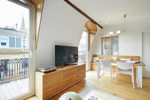 Arratik by FeelFreeRentals