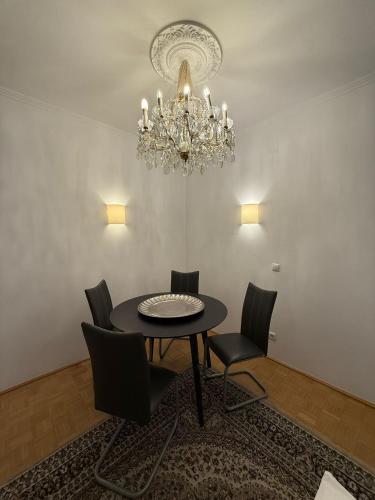 Grand Heart of Vienna City View Residence