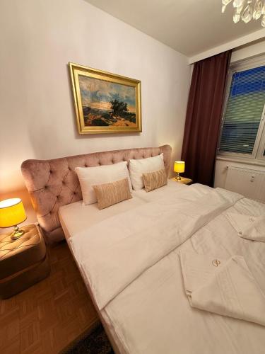 Grand Heart of Vienna City View Residence