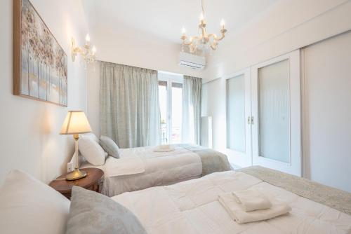 Sun-Kissed Koukaki Apartment City Views