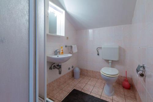 Modernes Apartment nur 300 Meter zum Strand mit traumhaften Meerblick
