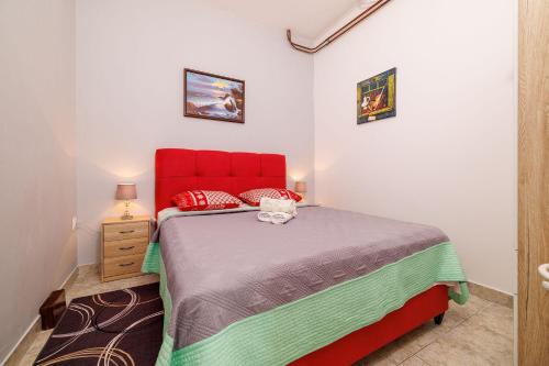 Modernes Studio-Apartment nur 650 Meter zum Strand mit Grill, Fitnessraum, Meerblick