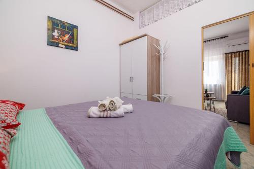 Modernes Studio-Apartment nur 650 Meter zum Strand mit Grill, Fitnessraum, Meerblick