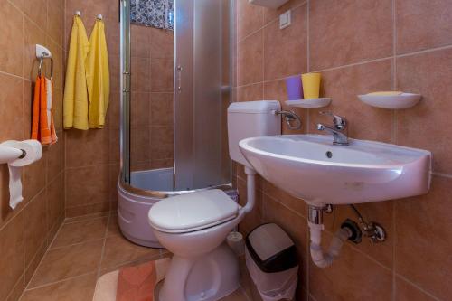 Romantisches Studio-Apartment nur 650 Meter zum Strand mit Meerblick, Fitnessraum