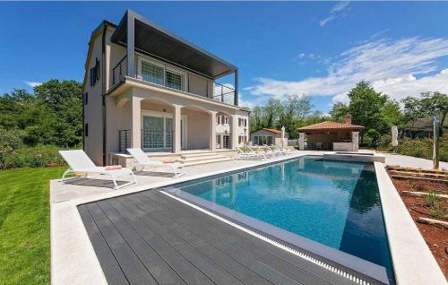 Traumhafte Villa mit Sauna, Whirlpool, Privatpool, Babybett, Billard, BBQ