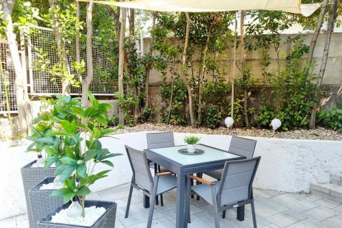 Modernes Apartment nur 300 Meter zum Strand mit Grillplatz und Privatparkplatz