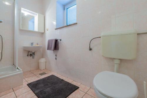 Romantisches Apartment nur 300 Meter zum Strand mit Parkplatz und Grill