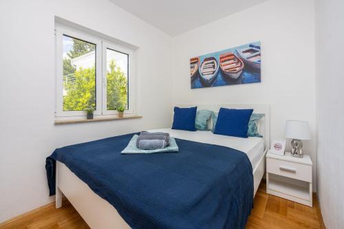 Helles Apartment nur 300 Meter zum Strand mit Meerblick, Grillplatz, Waschmaschine