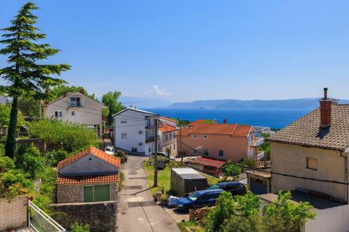 Malerisches Studio-Apartment mit Meerblick, Privatparkplatz, Klima
