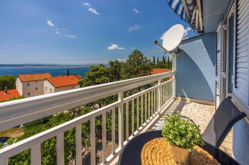 Lauschiges Apartment nur 300 Meter zum Strand mit Meerblick, Parkplatz, Grillplatz