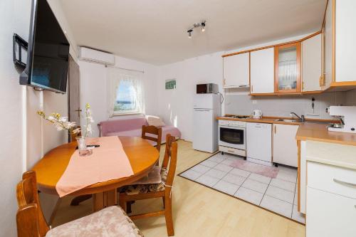 Beschauliches Apartment nur 500 Meter zum Strand mit Meerblick und Waschmaschine