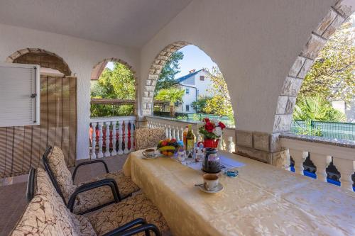 Mediterranes Apartment nur 750 Meter zum Strand mit Grill, Klima, WiFi