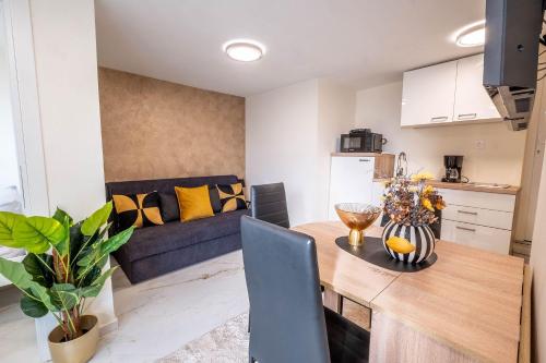 Lauschiges und zentrumsnahes Apartment mit Privatparkplatz und Waschmaschine