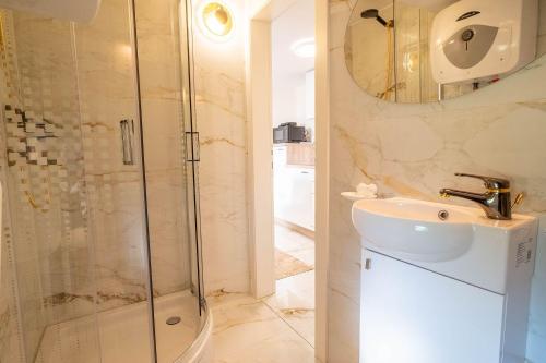 Lauschiges und zentrumsnahes Apartment mit Privatparkplatz und Waschmaschine