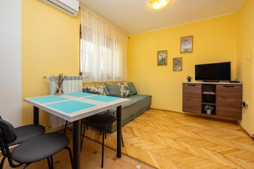 Beeindruckendes Apartment nur 200 Meter zum Sandstrand mit Panoramablick