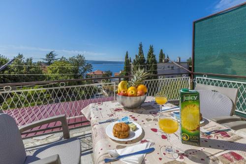 Malerisches Apartment nur 200 Meter zum Sandstrand Meerblick, Parkplatz, Klima