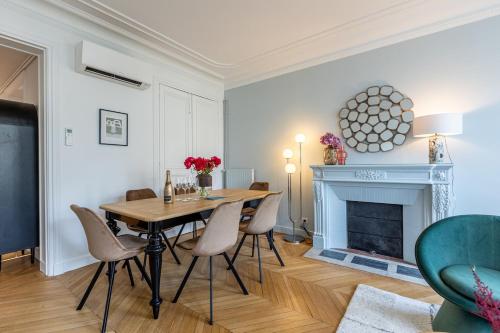A4#Premium#Arc de Triomphe#ChampsElysées#3Bedrooms#AC