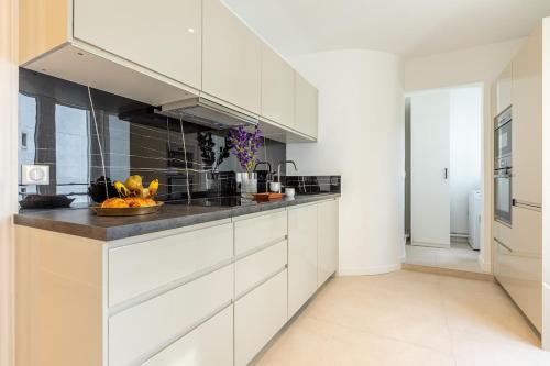 A4#Premium#Arc de Triomphe#ChampsElysées#3Bedrooms#AC