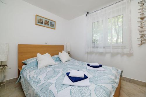 Komfortables Apartment nur 300 Meter zum Strand mit Liegestuhl, BBQ, Parkplatz
