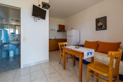 Hundefreundliches Apartment nur 120 Meter zum Strand mit Meerblick und Parkplatz