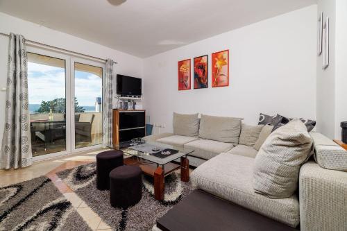 Bezauberndes Apartment nur 390 Meter zum Strand mit Meerblick, Waschmaschine