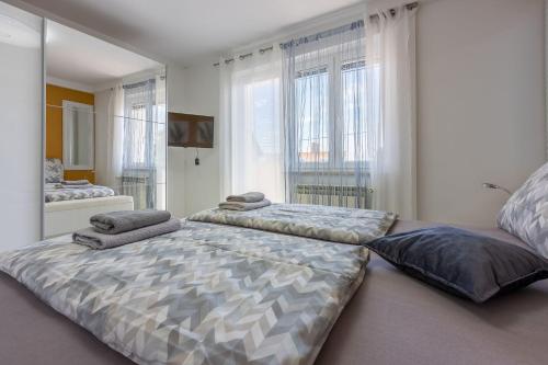 Exklusives Ferienhaus mit Privatpool, Whirlpool, Meerblick, Billard, Tischtennis, Fitnessgeräte