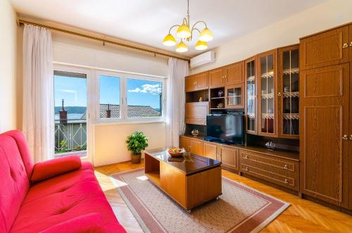 Vintage-Style Apartment nur 450 Meter zum Strand mit Meerblick - Hunde willkommen