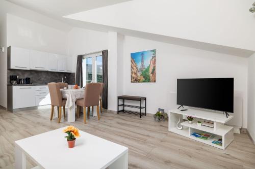 Atemberaubendes Apartment mit tollem Meerblick, Waschmaschine, Grillbereich