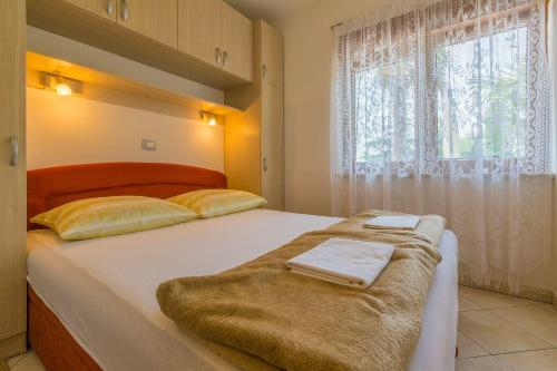 Vintage-Style Apartment nur 70 Meter zum Strand mit Meerblick und Parkplatz