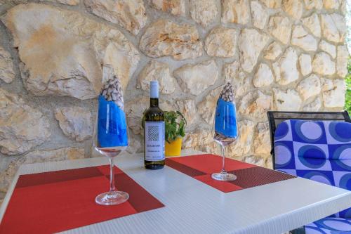 Mediterranes Apartment nur 260 Meter zum Strand mit Grill, Klima, WiFi