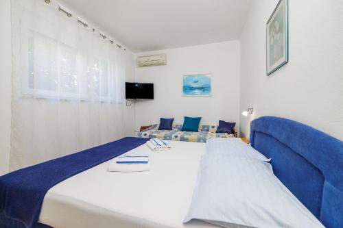 Mediterranes Apartment nur 260 Meter zum Strand mit Grill, Klima, WiFi