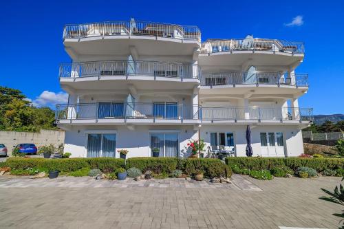 Romantisches Studio-Apartment mit traumhaften Meerblick