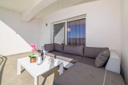 Romantisches Studio-Apartment mit atemberaubenden Meerblick