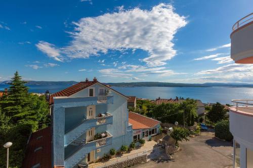 Romantisches Apartment nur 500 Meter zum Sandstrand mit Meerblick, Klima, WiFi
