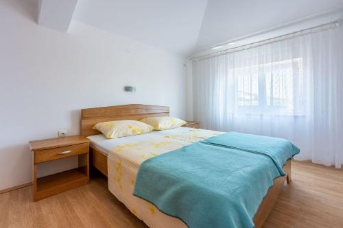 Charmantes Apartment nur 800 Meter zum Strand mit herrlichem Meerblick