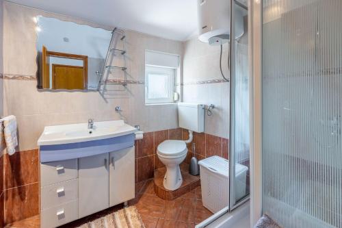 Besonderes Studio-Apartment nur 800 Meter zum Strand mit Meerblick, Parkplatz, Grill