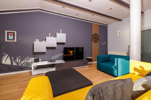 Einzigartiges Penthouse Apartment mit herrlichem Meerblick, Hundefreundlich, Privatparkplatz