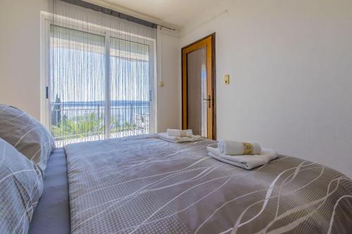 Traumhaftes Apartnent nur 80 Meter zum Strand mit Pool und Meerblick