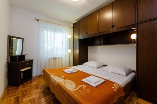 Cozy Apartment nur 500 Meter zum Strand mit Privatparkplatz, Klima, WiFi