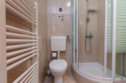 Cozy Apartment nur 500 Meter zum Strand mit Privatparkplatz, Klima, WiFi