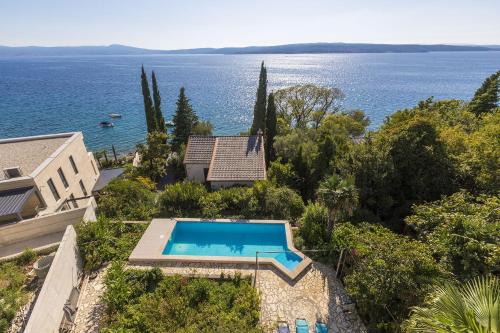 Faszinierendes Apartment nur 80 Meter zum Strand mit Meerblick, Pool, Parkplatz