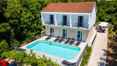 Villa Arborea by Villas Guide